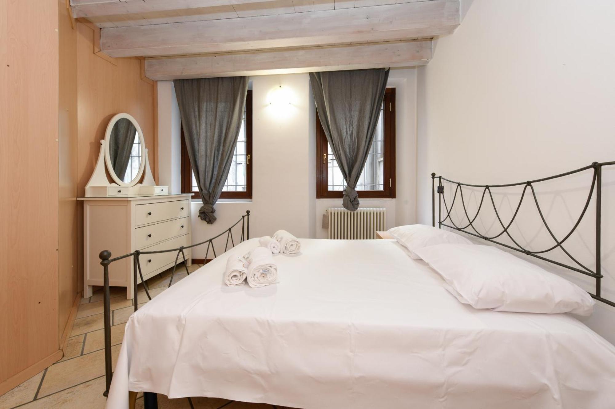 Domus Malvezzi *